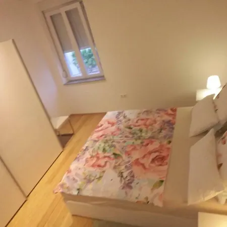 Apartment Mary *